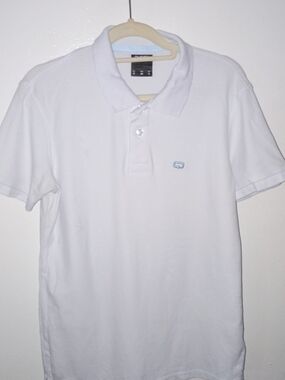 Source Unknown White Men's Polo Shirt with Subtle Logo